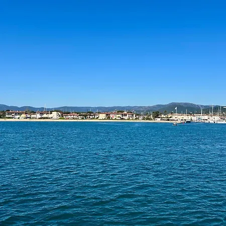 Charming In Port Апартаменты